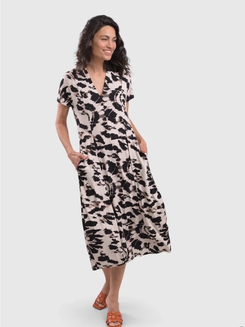Alembika Black & White Short-Sleeve Graphic Tunic
